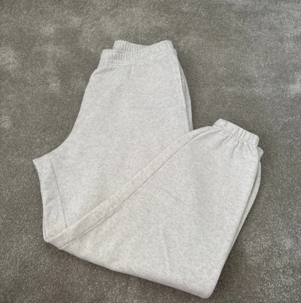 Women’s joggers